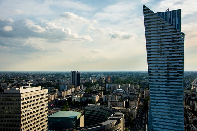 skyscraper-g4420743f4_640.jpg